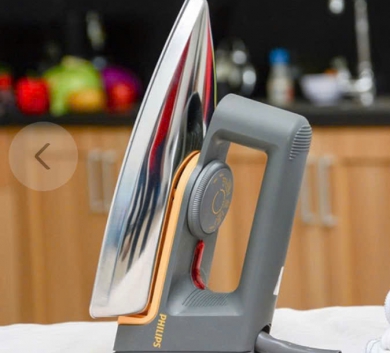 Bàn ủi khô Philips 1100w
